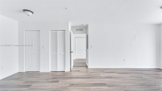 Building Photo - 13385 SW 250th St