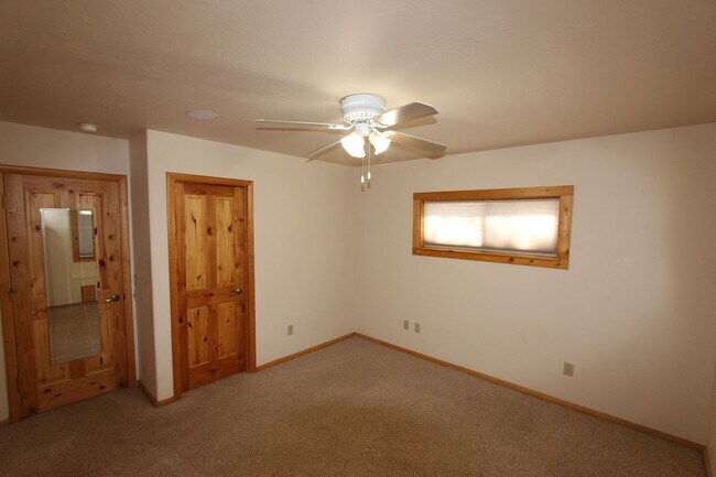 Building Photo - Peaceful Kachina Village Home | Backs National Forest + A/C