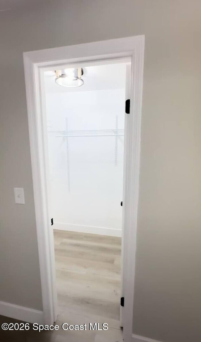 Building Photo - 2443 Kathi Kim St