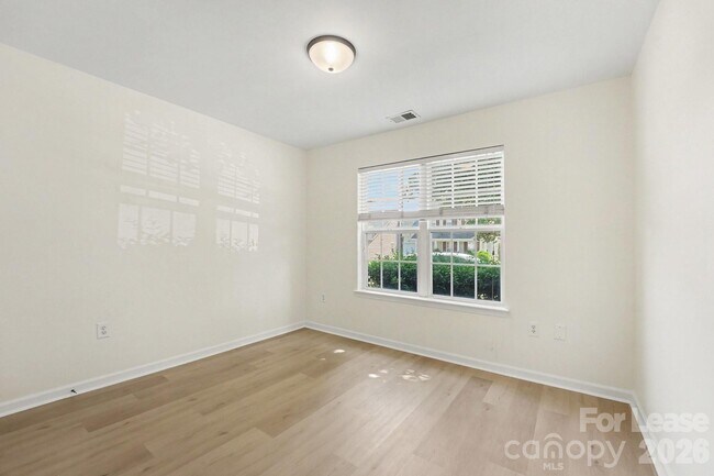 Building Photo - 2163 Wexford Way