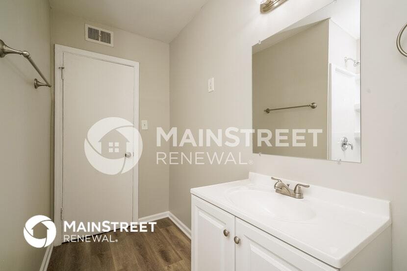 Building Photo - 3428 N Riley Ave