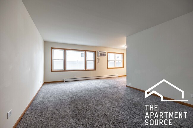 Building Photo - 328 Marengo Ave