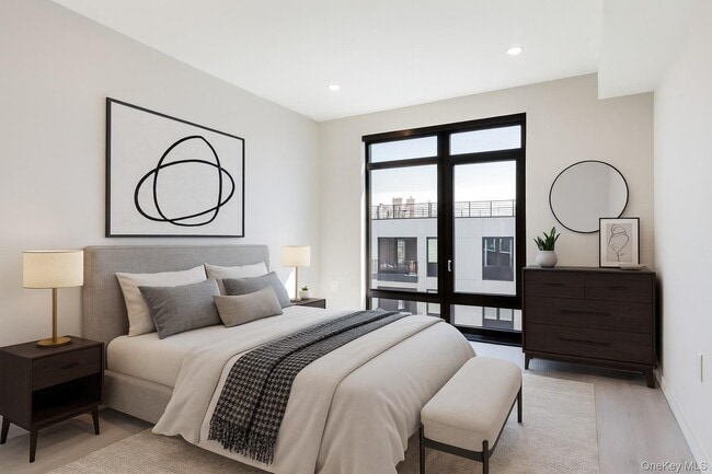 Building Photo - 37-18 Broadway