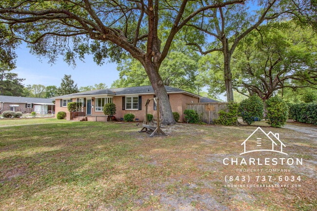 Building Photo - 1502 Woodcrest Ave