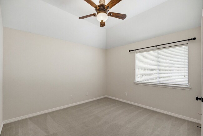 Building Photo - Perfect blend of comfort, style, and convenience.