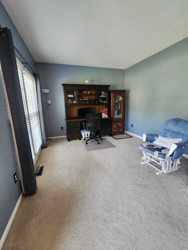 Building Photo - 3288 Beech Ln