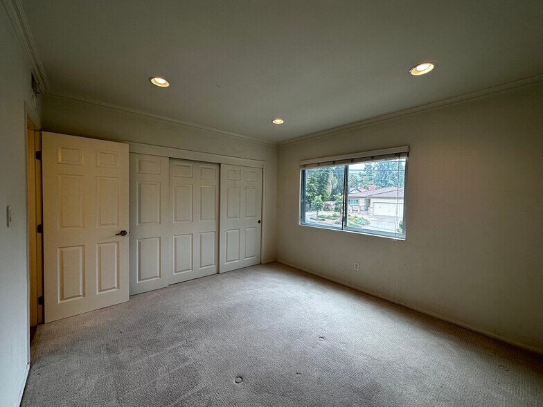 2nd Bedroom - 1015 N Michillinda Ave