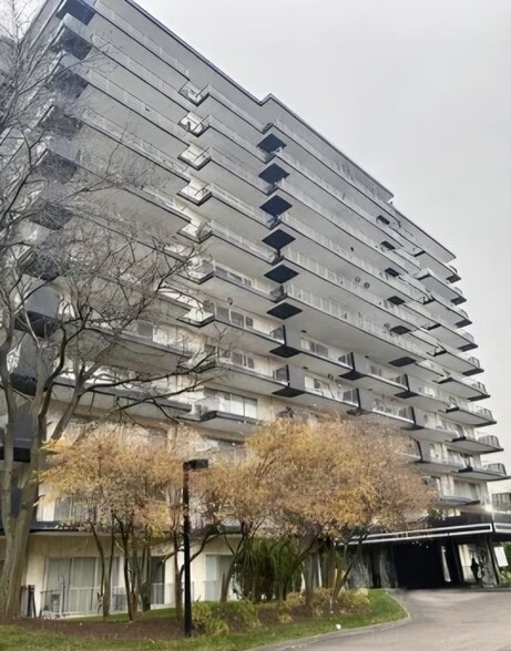 Primary Photo - 15801 Providence Dr
