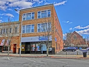 Building Photo - 25 High St