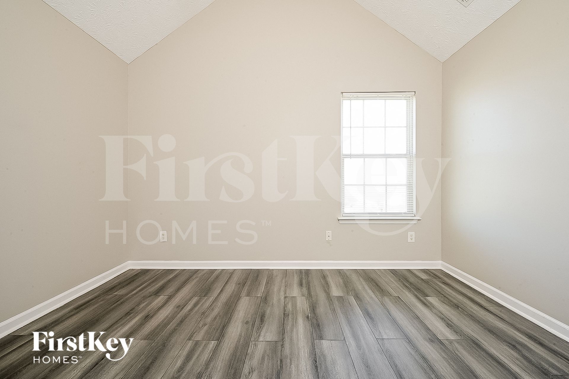 Building Photo - 180 Heaton Dr