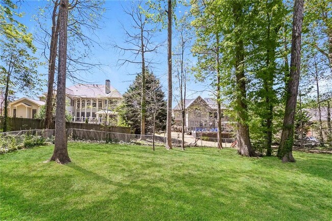 Building Photo - 3039 Jonathan Ct SW