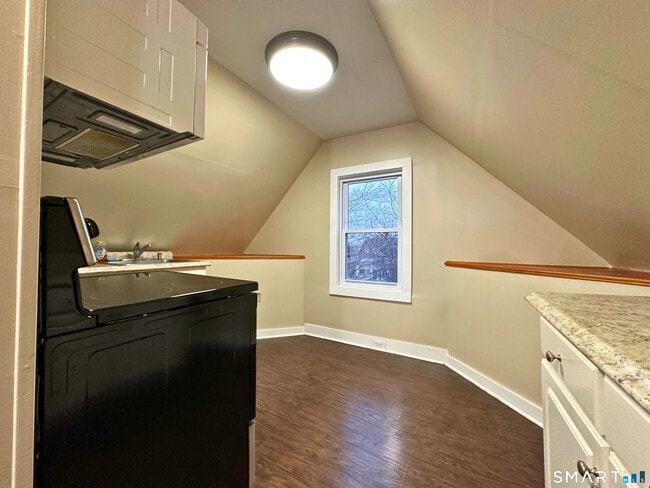 Building Photo - 11 West St