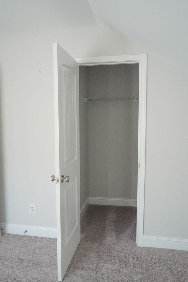 Building Photo - Available Soon!