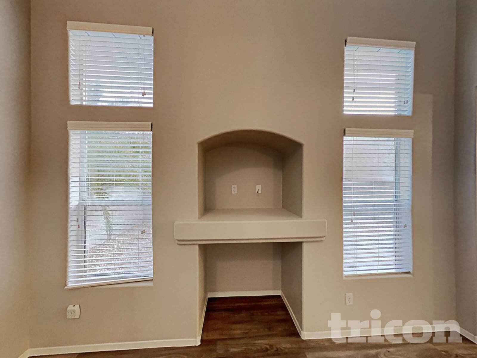 Building Photo - 7900 Hornbeam Ct