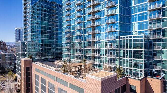 Building Photo - 1700 Bassett St