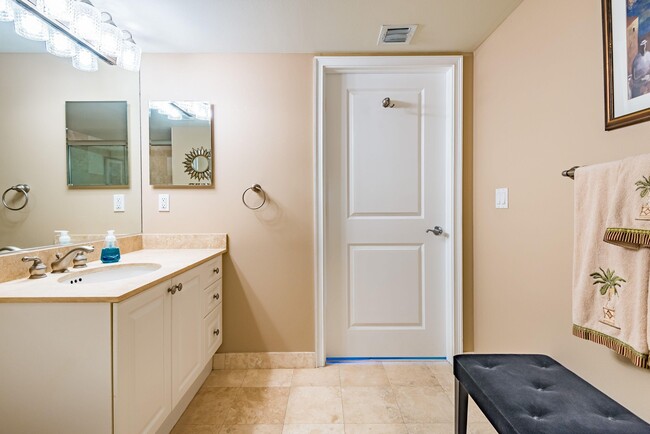 Building Photo - 99 SE Mizner Blvd