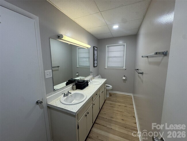 Building Photo - 319 Connelly Springs Rd