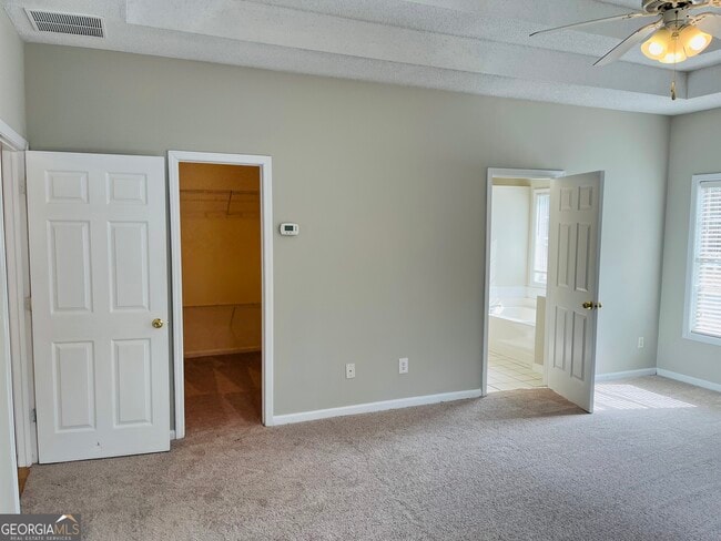 Building Photo - 50 Rock Mill Ct