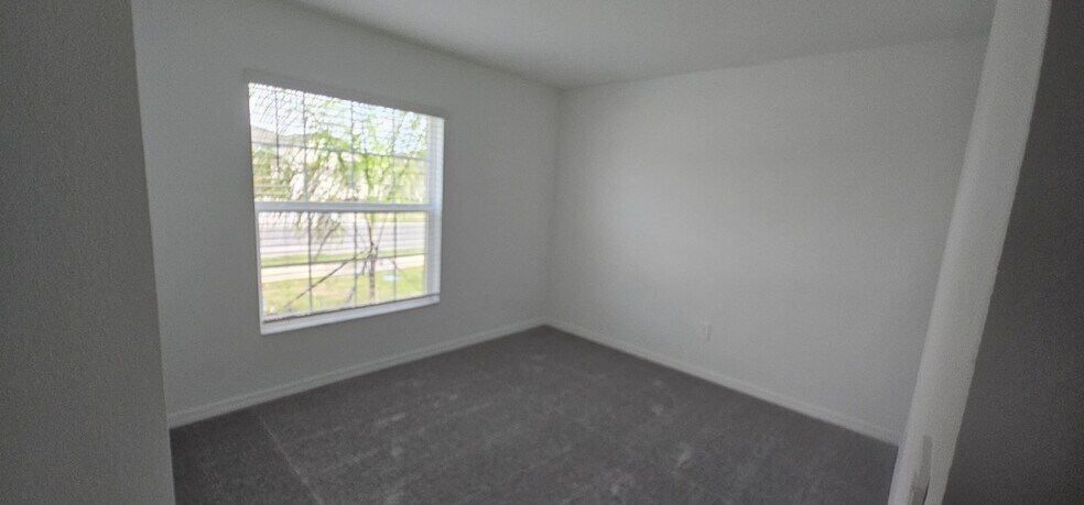 Building Photo - 4384 Fabulous Finch Ln