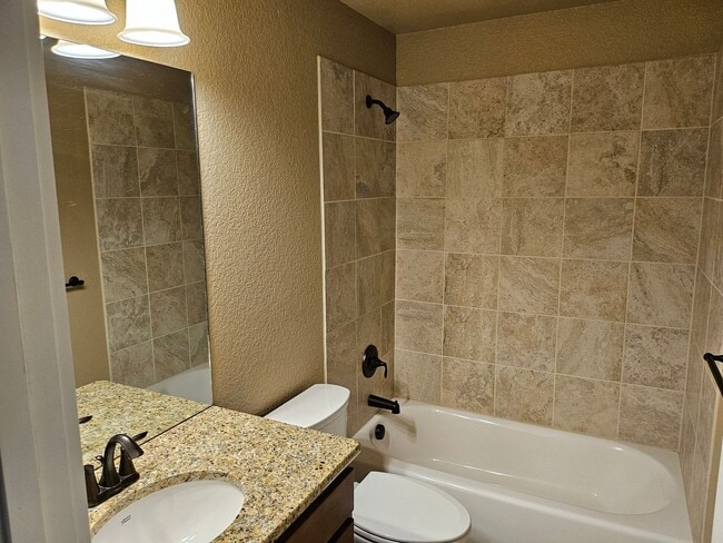 Building Photo - ALL PROSPECTIVE TENANTS MUST SUBMIT A $58 ...