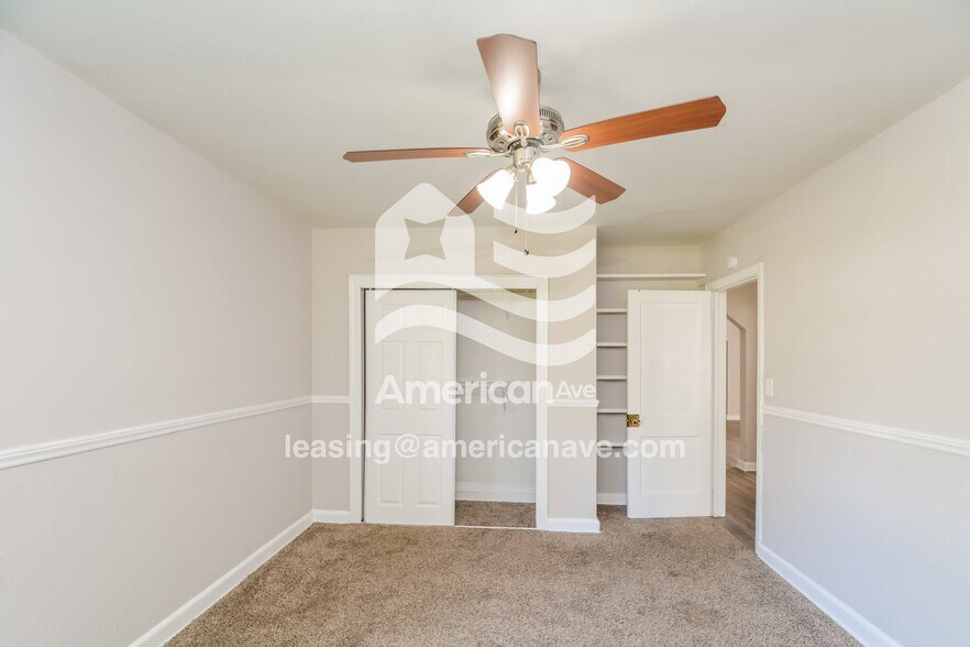 Building Photo - 5209 Catalpa Rd