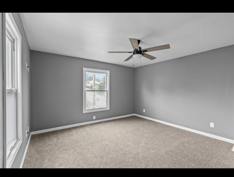 Building Photo - 376 Maple Ave