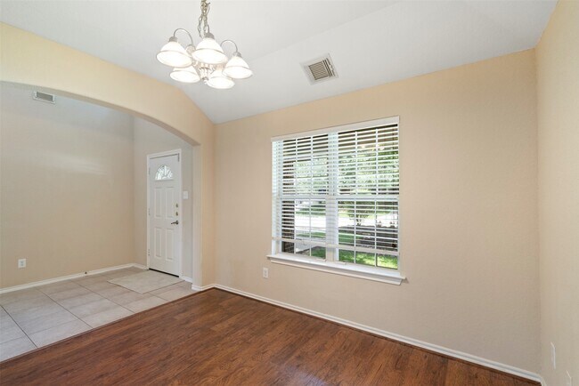 Building Photo - 35 N Star Ridge Cir