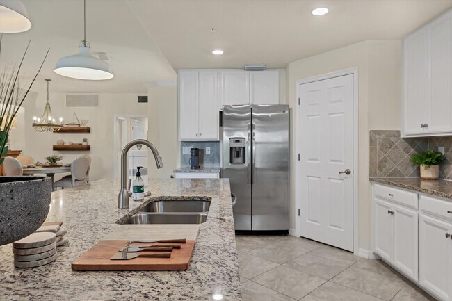 Building Photo - 5921 Wake Forest Run