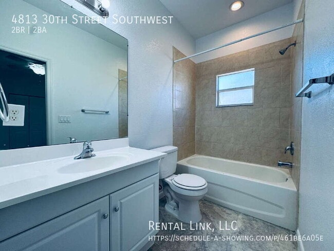 Building Photo - 4813 30th St SW