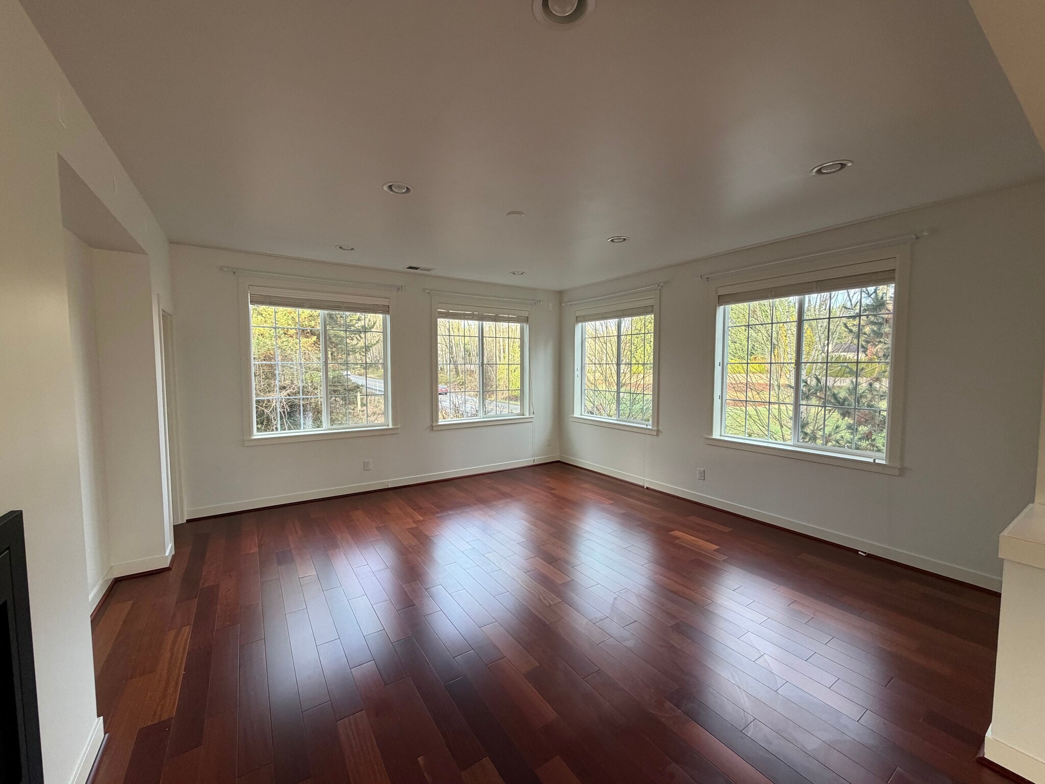 Building Photo - 12709 176th Pl NE