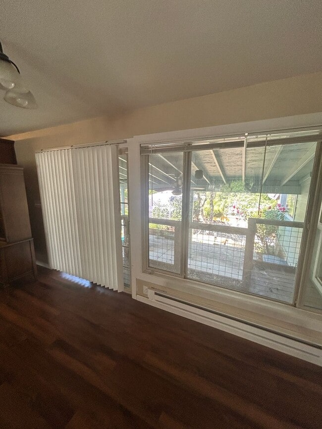Building Photo - 3 Bed, 2 bath Rambler Home in Skyway, $3,150/mo.