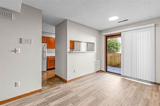Building Photo - $1,250 | 2 Bedroom, 1 Bathroom Condo | No Pets | Available for Immediate Move In!
