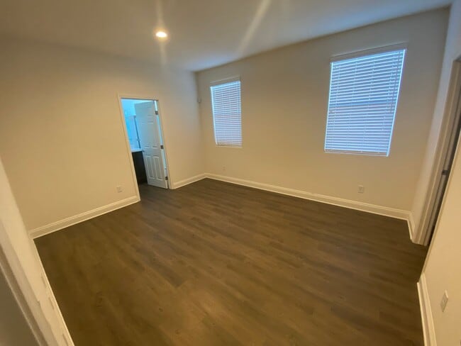 Building Photo - 4469 Hacienda Dr
