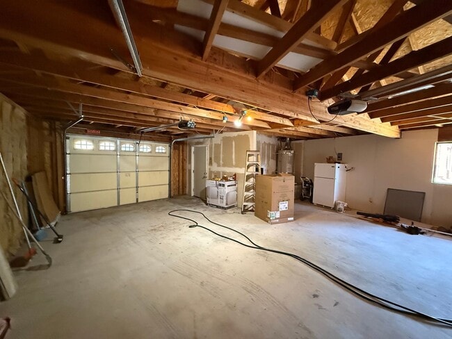 Building Photo - 3800 Casey Ct