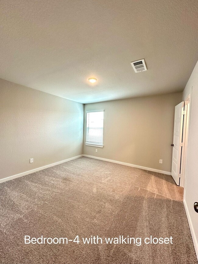 Building Photo - 21630 Wave Holw Dr