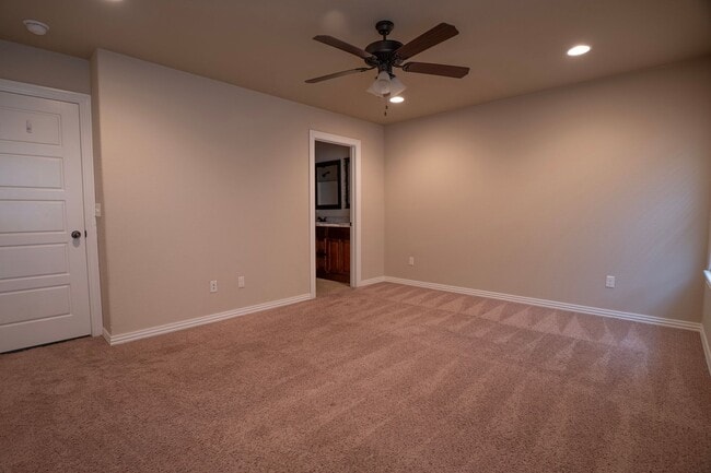 Building Photo - Charming 3 bedroom Home in Prairie Grove