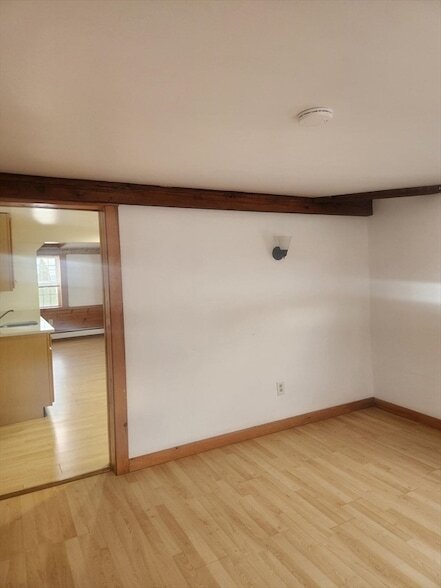 Building Photo - 92 Main St