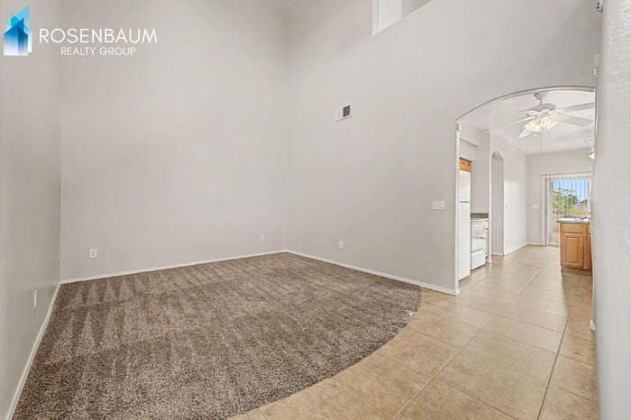Building Photo - 15237 S Moon Valley Rd