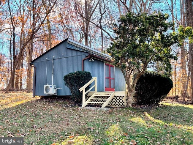 Building Photo - 9457 Boyds Turn Rd