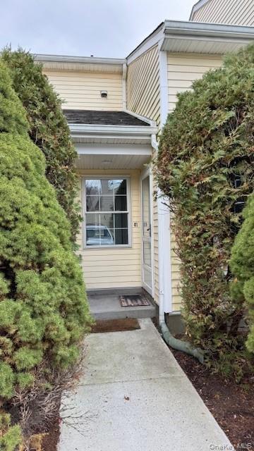 Building Photo - 41 Wood Lake Dr