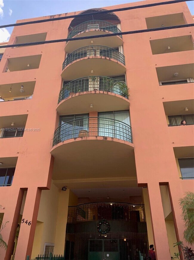 Building Photo - 546 SW 1st St