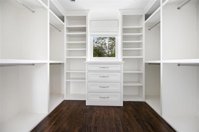 Building Photo - 6243 Del Norte Ln