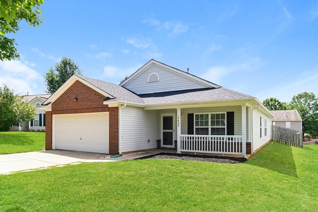 Building Photo - 12825 Old Iron Ln