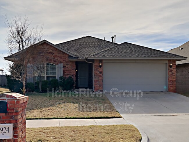 Primary Photo - 2924 NW 181st St