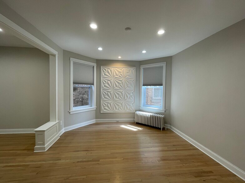 Building Photo - 5014 N Major Ave