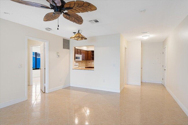 Building Photo - 1630 Seaway Dr