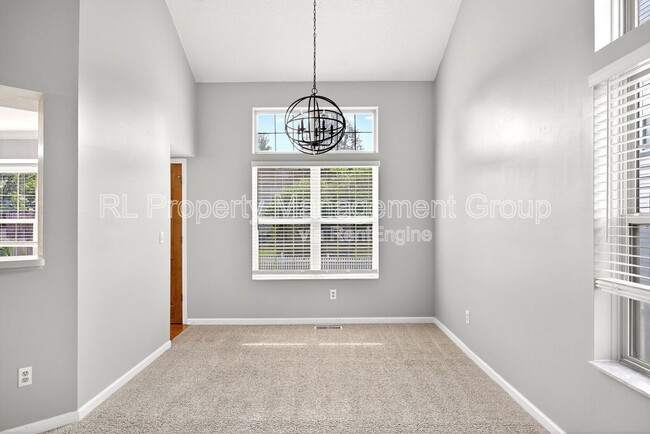 Building Photo - 994 Frieda Ct