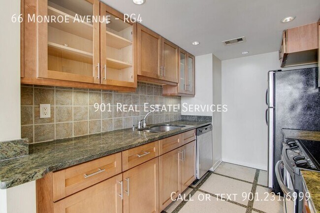 Building Photo - 66 Monroe Ave