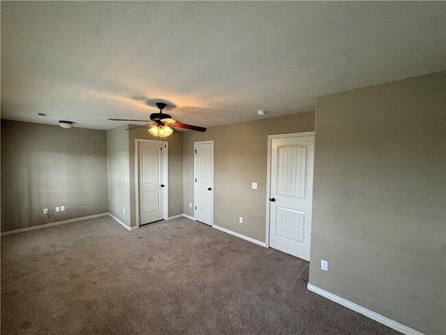 Building Photo - 626 N Tennyson Ln