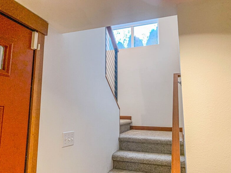Building Photo - 2633 NW 58th St